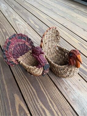 Set of 2 Vintage Wicker Rattan Turkey Baskets - Rustic Farmhouse Decor
